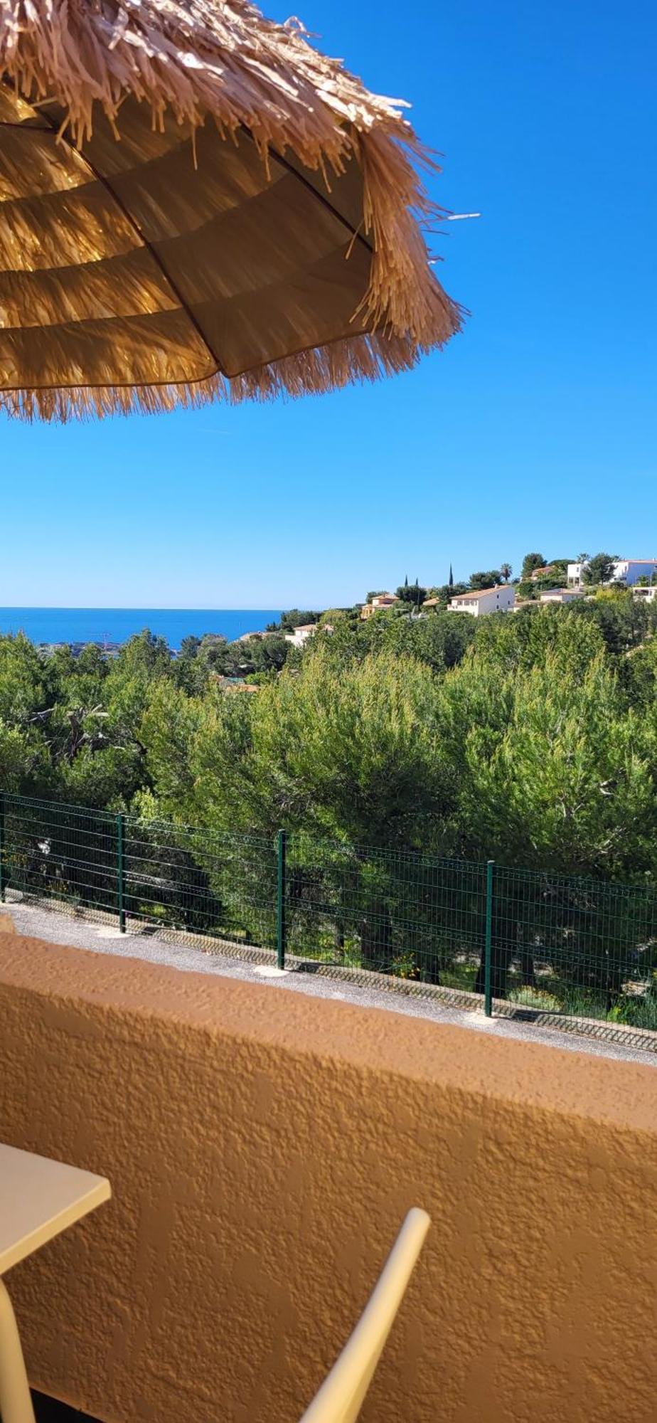 Appartement En Residence Avec Piscine Bandol Extérieur photo